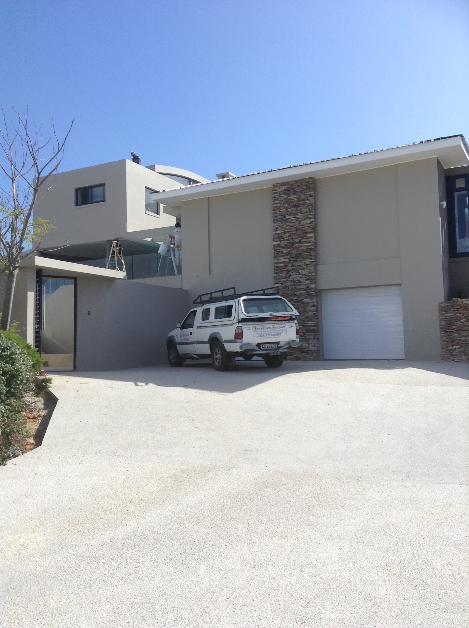RIAANS PAINTING MAINTENANCE pty ltd